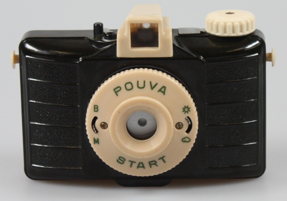 Kamera, Pouva Start, zweifarbig (Museum Wolmirstedt RR-F)