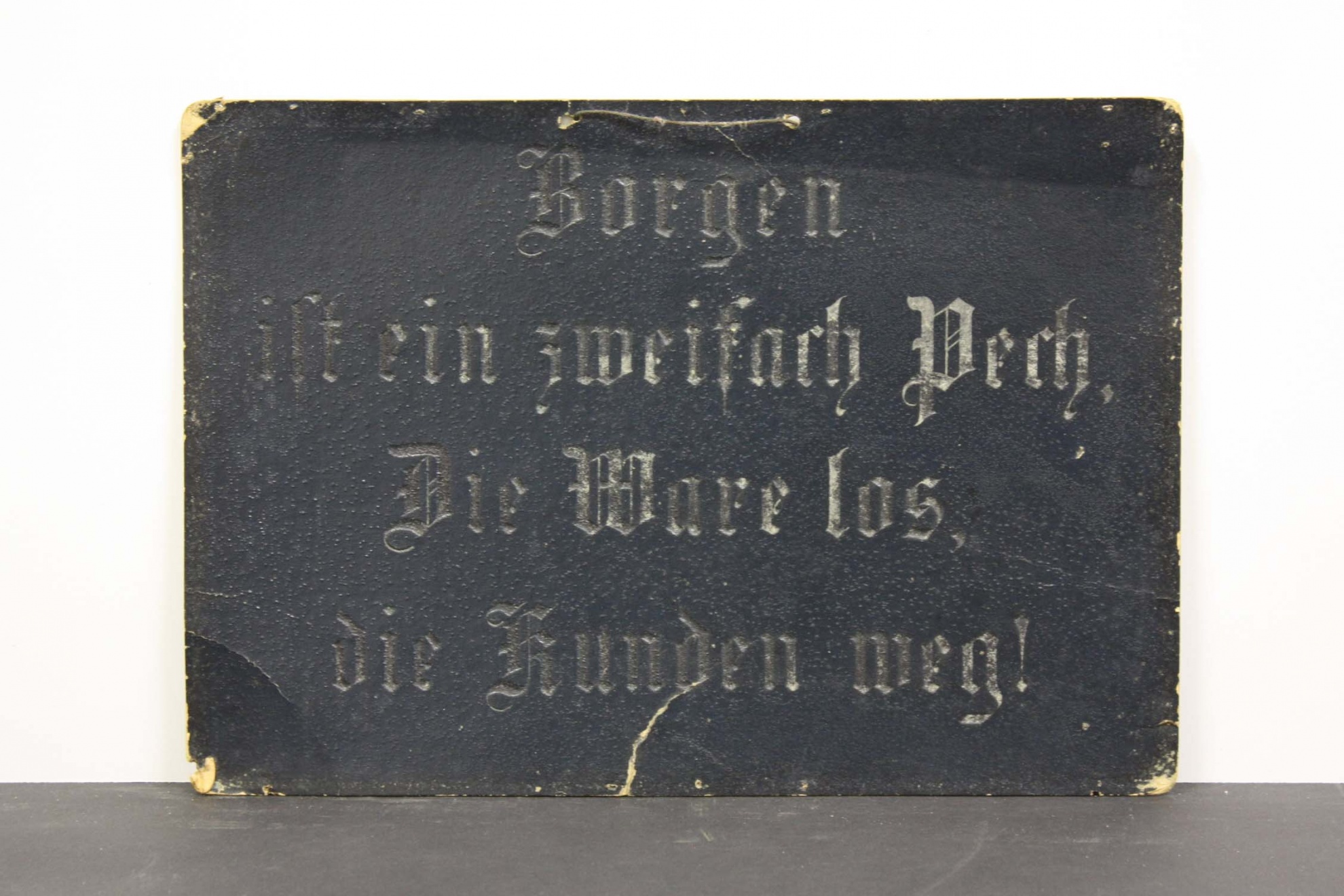 Pappschild, aus einem Kaufladen (Museum Wolmirstedt RR-F)