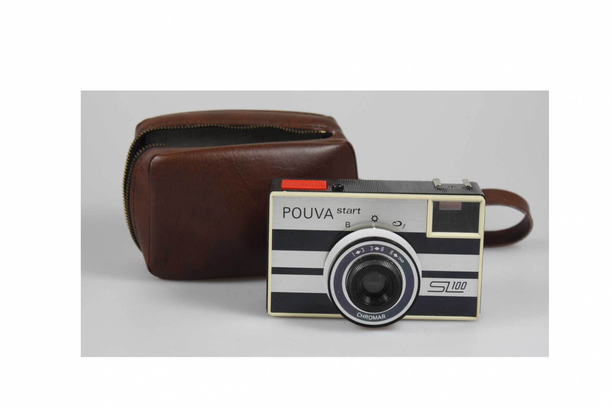 Kamera, Pouva Start SL 100 (Museum Wolmirstedt RR-F)