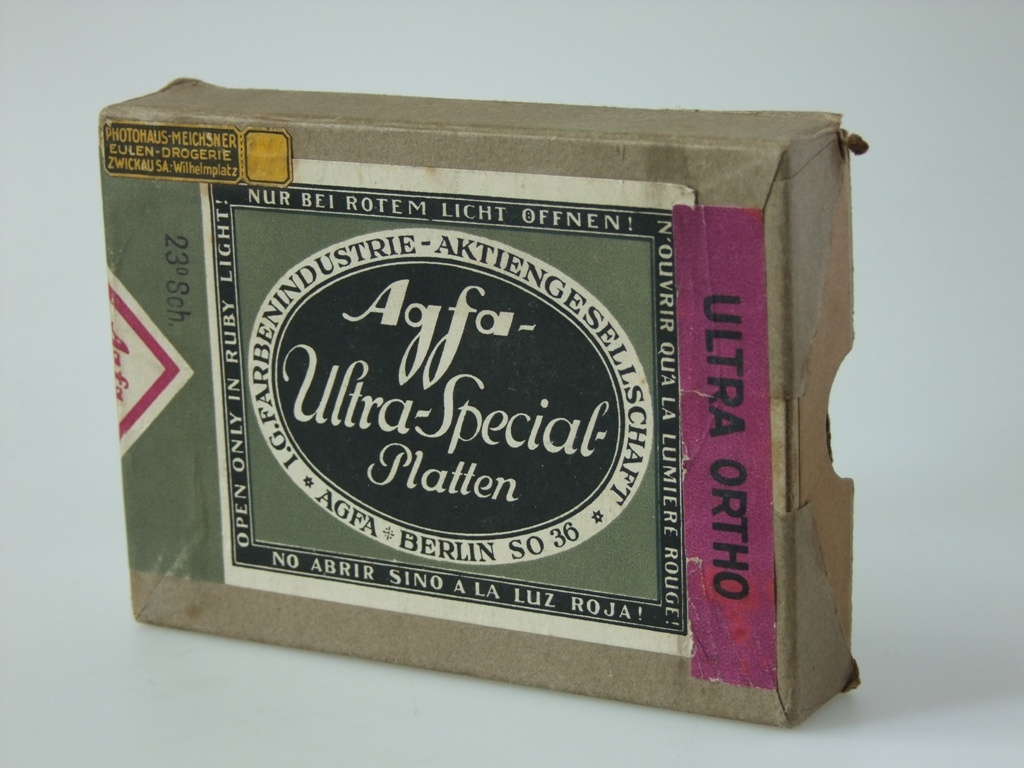Agfa Ultra Spezial Platten (Industrie- und Filmmuseum Wolfen CC BY-NC-SA)