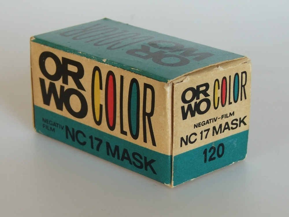 Orwo Color NC 17 Mask 120er Rollfim (Industrie- und Filmmuseum Wolfen CC BY-NC-SA)