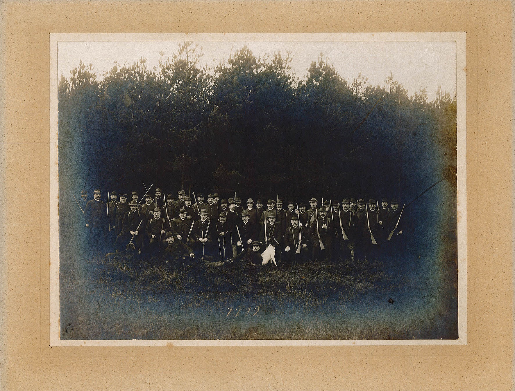 Gruppenbild einer Jagdgesellschaft 1912 (Museum Wolmirstedt RR-F)
