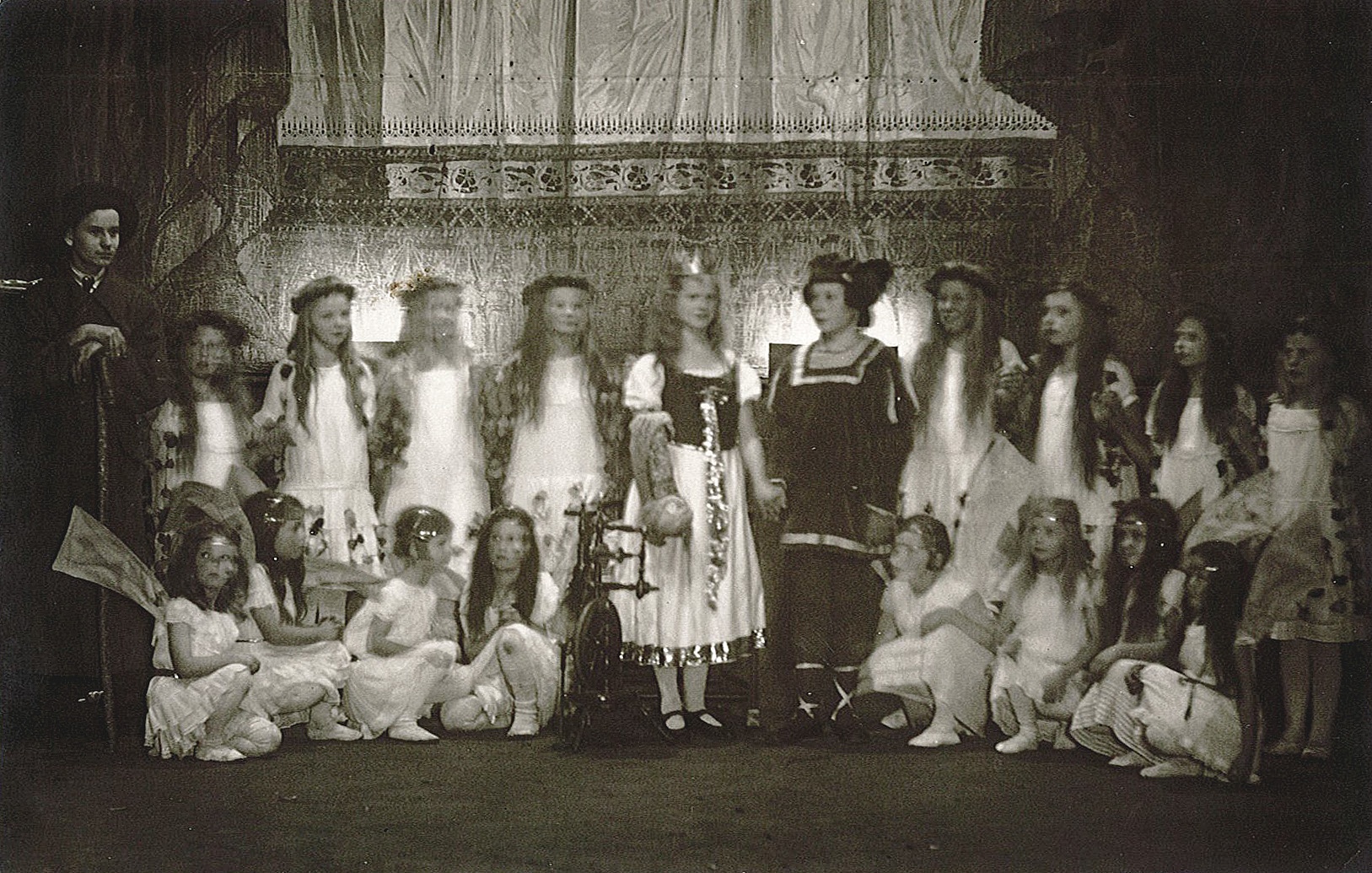 Theateraufführung des Handwerker-Gesangsvereins Wolmirstedt, 30. November 1926 (Museum Wolmirstedt RR-F)