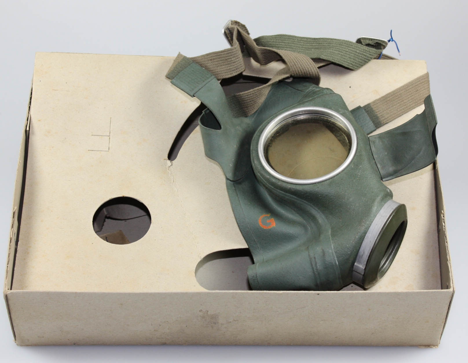 Volksgasmaske, VM F, 2. Weltkrieg, für Kinder (Museum Wolmirstedt RR-F)