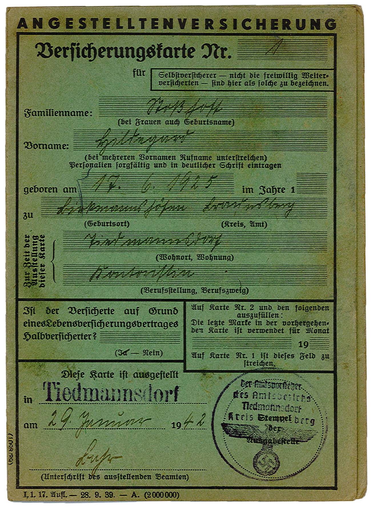 Versicherungskarte von Hildegard Stoshoff für die Angestelltenversicherung, 29.01.1942 (Museum Wolmirstedt RR-F)