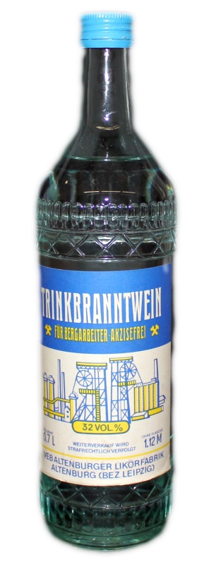 Glasflasche &quot;Trinkbranntwein&quot; (Kreismuseum Bitterfeld CC BY-NC-SA)