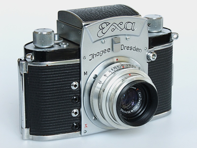 Kleinbildkamera "Exa M   X" (Industrie- und Filmmuseum Wolfen CC BY-NC-SA)