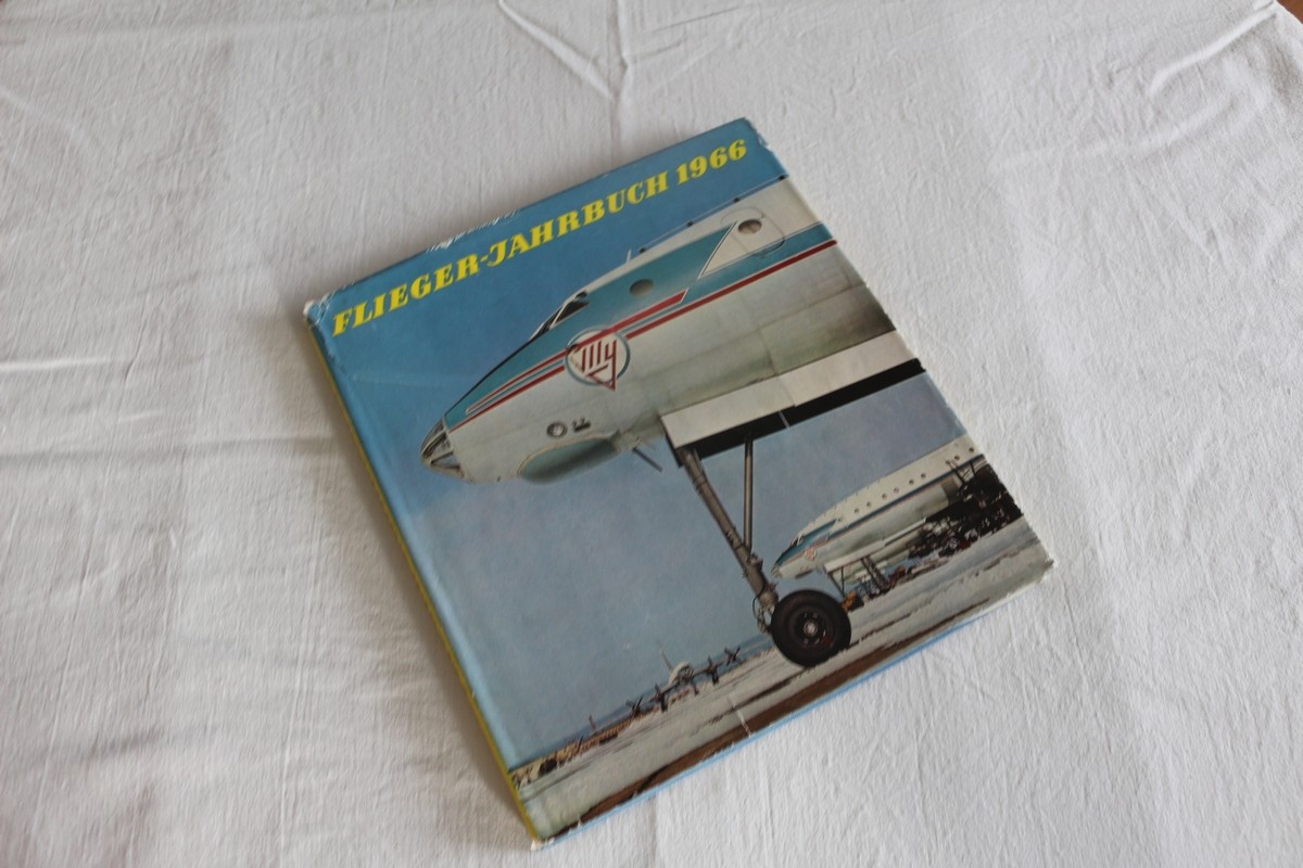 Fliegerjahrbuch 1966 (Heimatmuseum Alten CC BY-NC-SA)