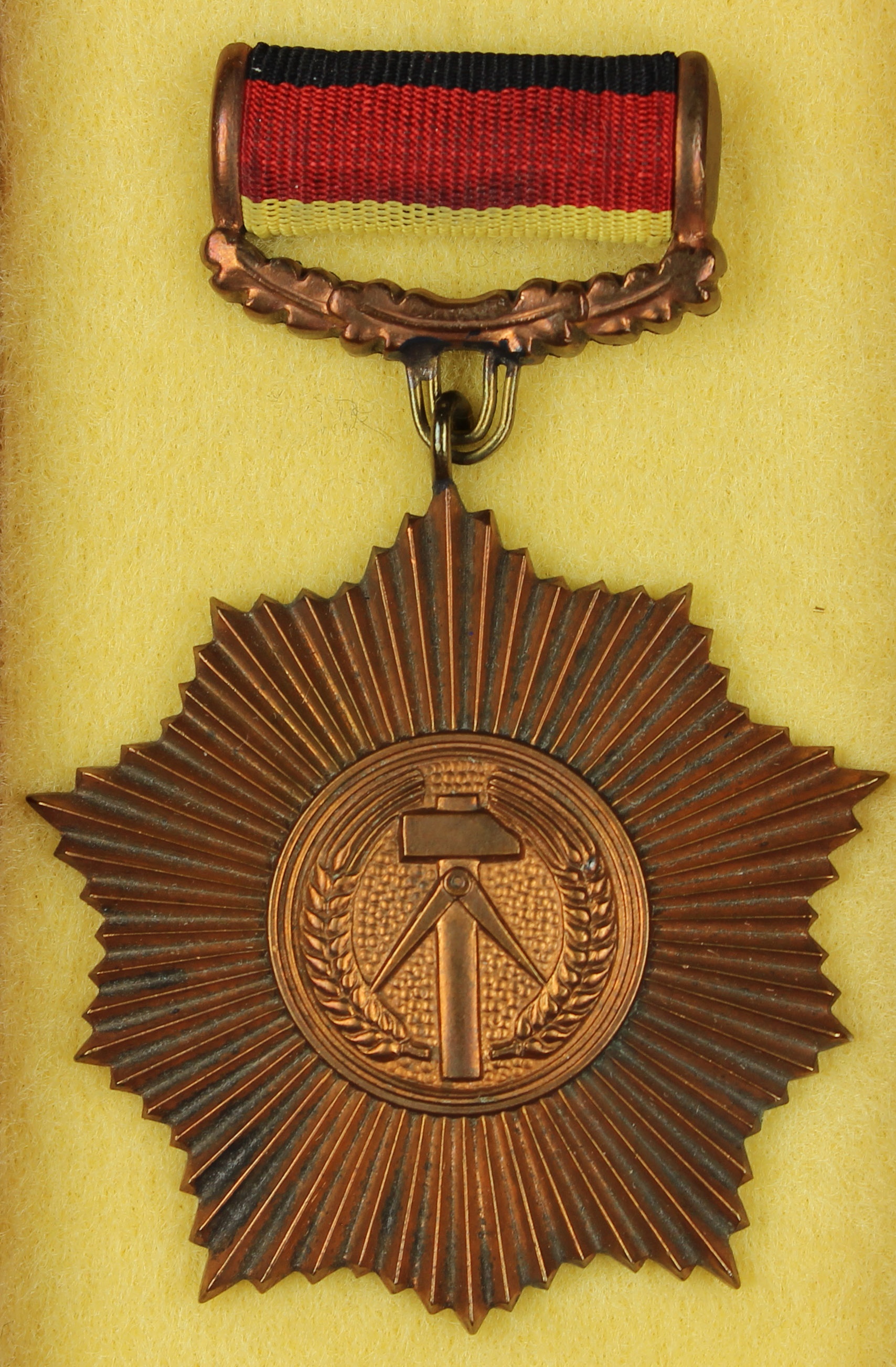 Vaterländischer Verdienst Orden, in Bronze (Museum Wolmirstedt RR-F)