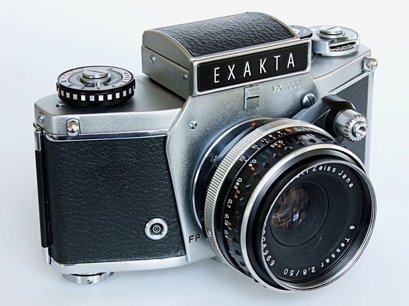 Kleinbildkamera "Exakta VX 1000" (Industrie- und Filmmuseum Wolfen CC BY-NC-SA)