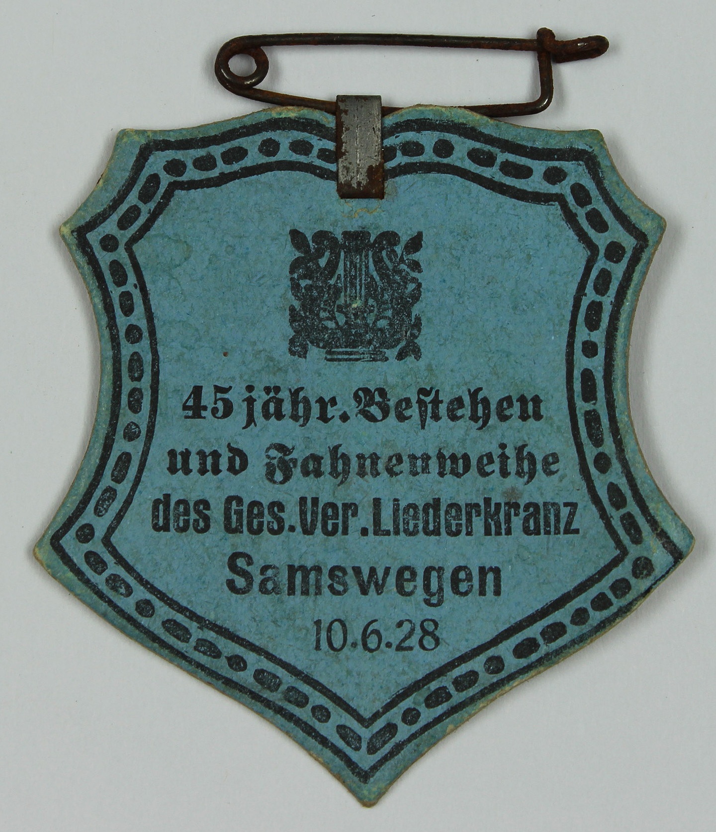 Plakette des Gesang-Vereins Liederkranz Samswegen 1928 (Museum Wolmirstedt RR-F)