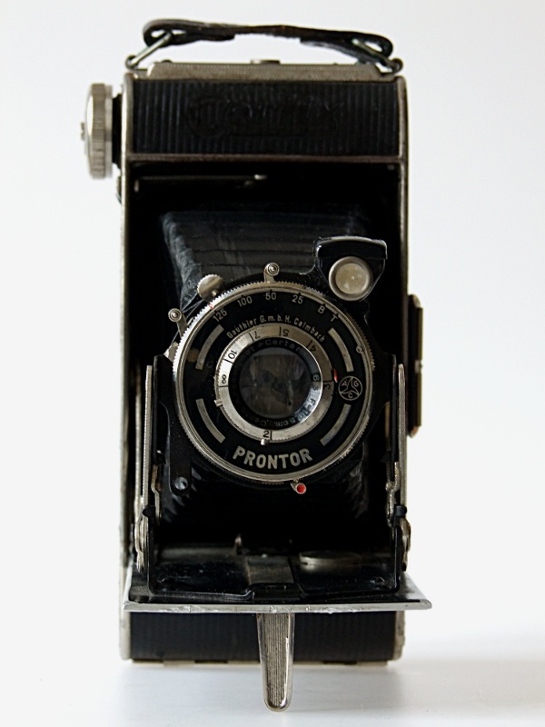 Rollfilmkamera "Certix B" (Industrie- und Filmmuseum Wolfen CC BY-NC-SA)
