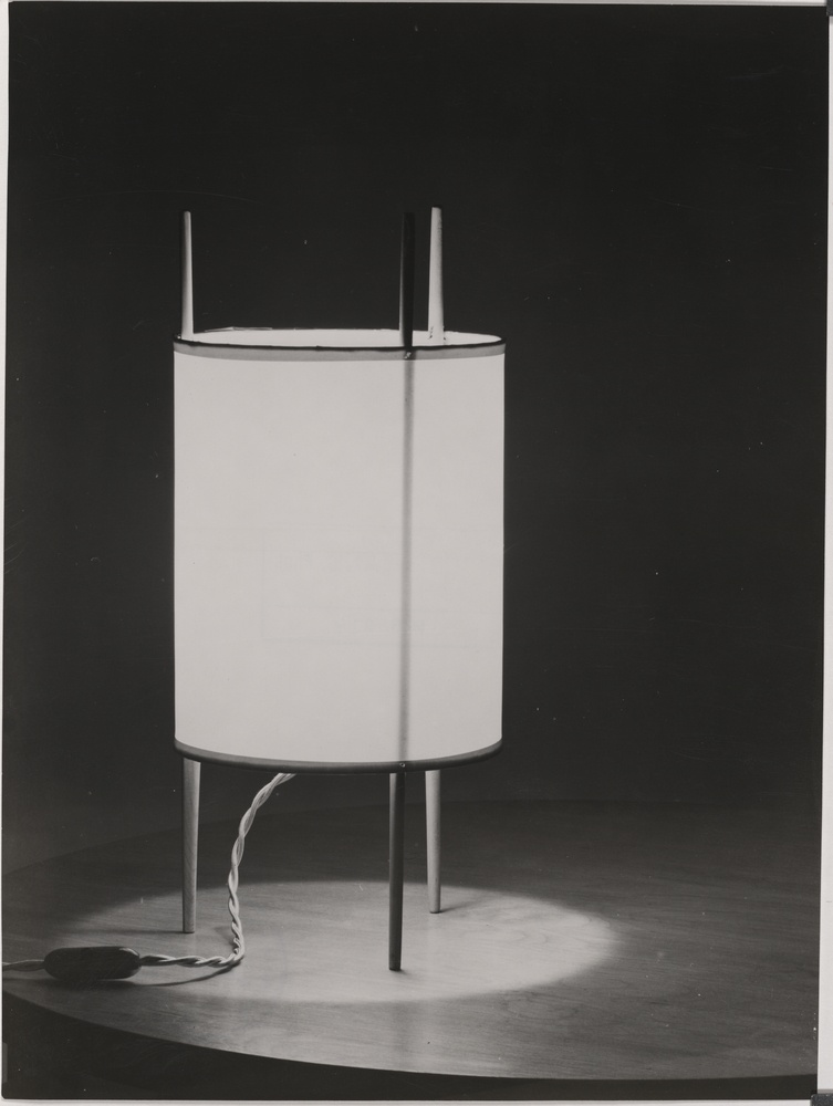 Tischlampe von Isamu Noguchi, New York (Kulturstiftung Sachsen-Anhalt CC BY-NC-SA)