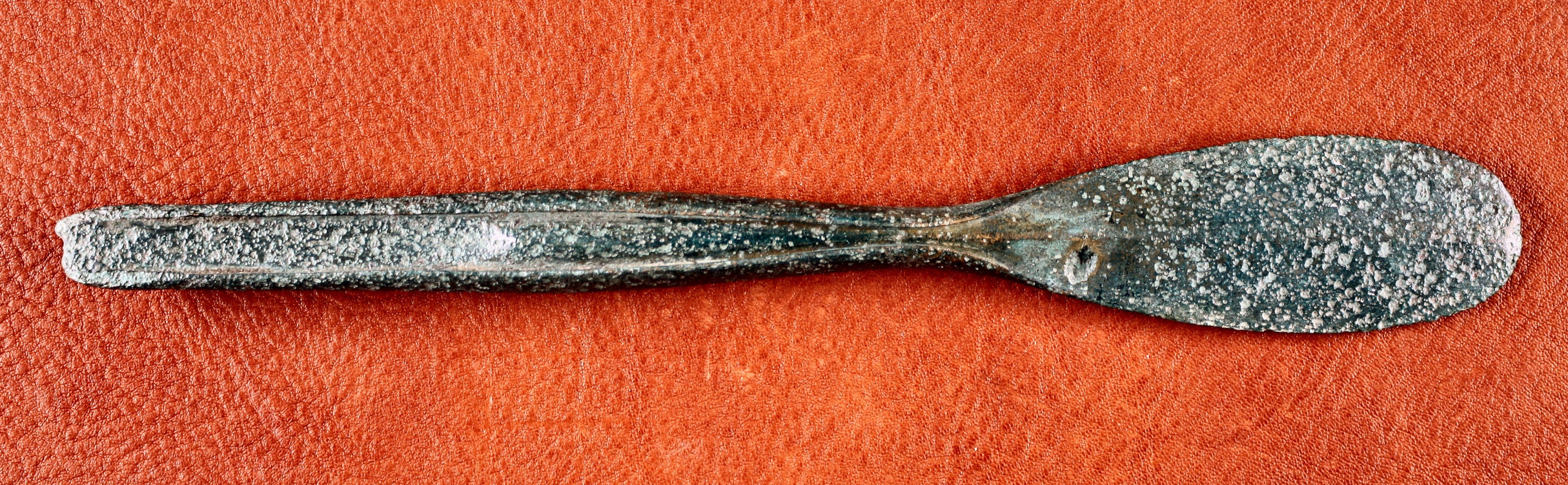 Löffelbeil vom Typ „Bevaix“ aus dem Hortfund von Kläden (Johann-Friedrich-Danneil-Museum Salzwedel CC BY-NC-SA)