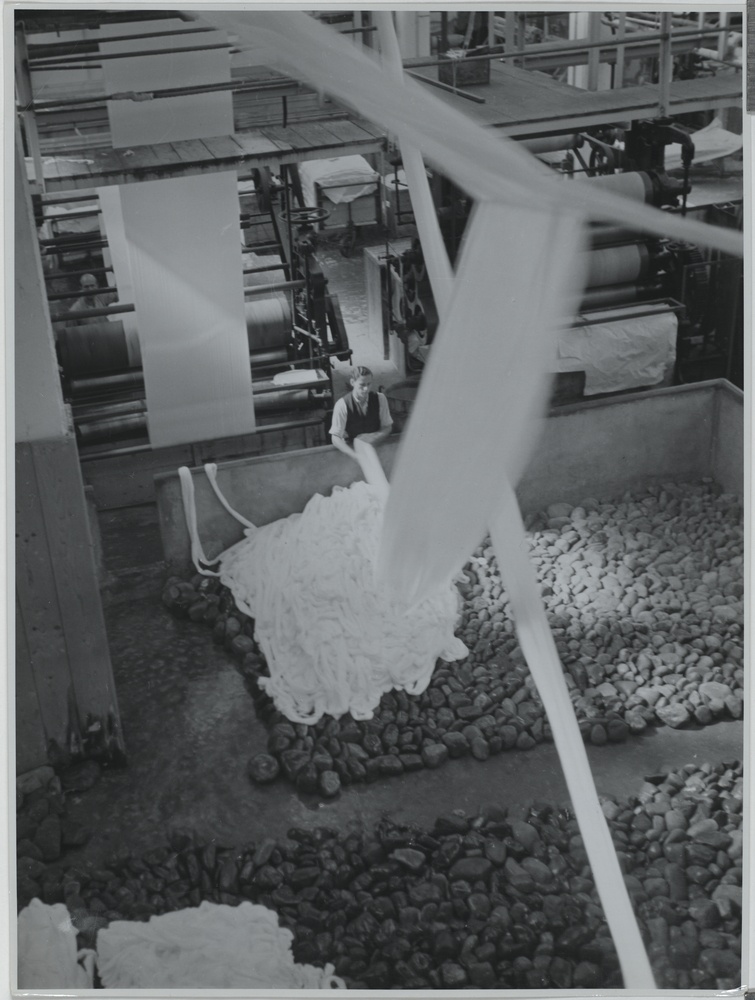 Textilproduktion in der Produktionshalle, Textilfabrik Heberlein (Kulturstiftung Sachsen-Anhalt CC BY-NC-SA)