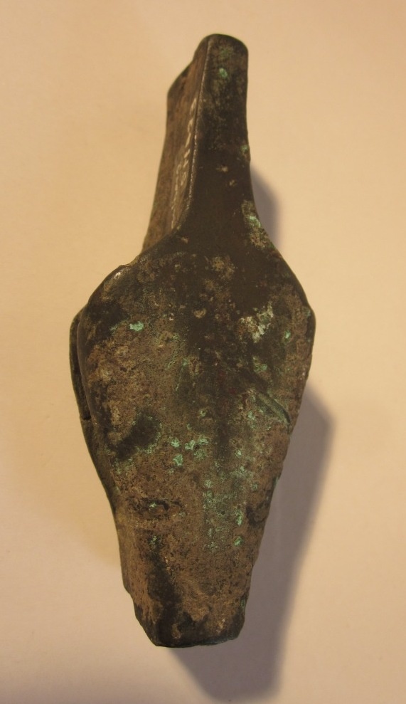 Fragment eines Lappenbeils (Museum Schloss Bernburg CC BY-NC-SA)