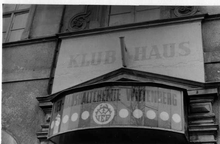 Das Klubhaus „Hermann Kürschner“ des VEB Wittol, vor dem Umbau (Haus der Geschichte Wittenberg RR-F)