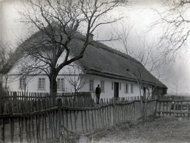 Elternhaus von Anni Köstler in Machlinice / Galizien (Haus der Geschichte Wittenberg RR-F)