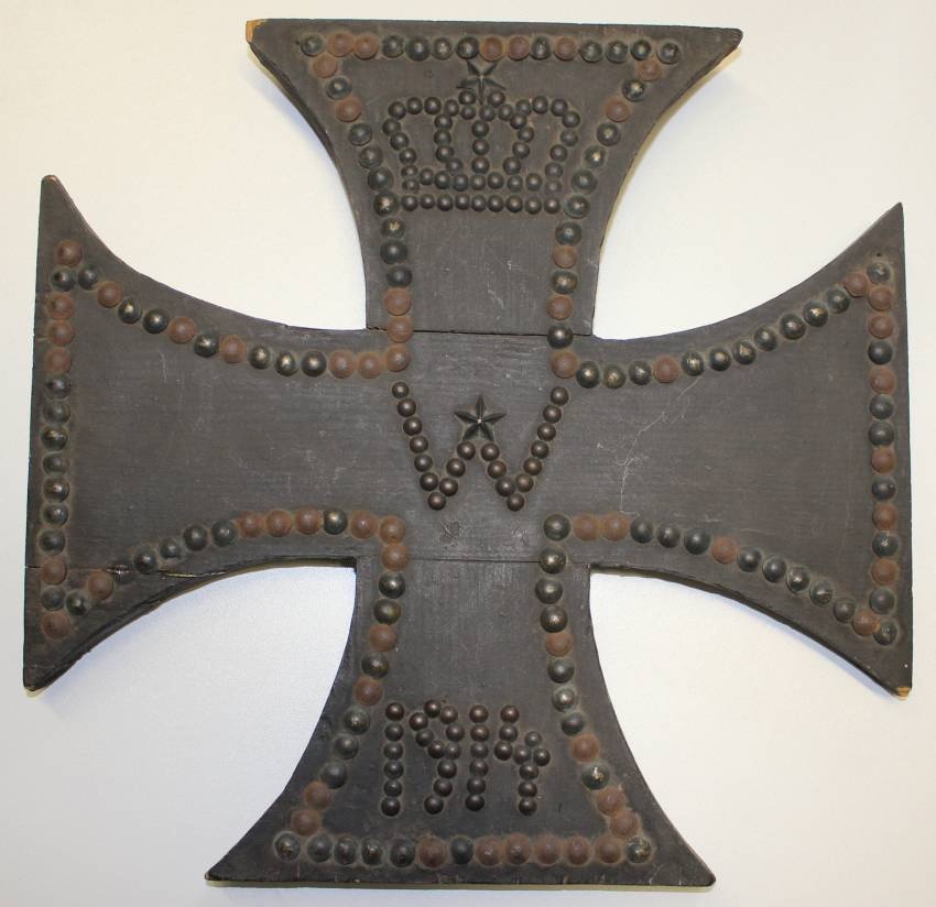 Kriegsnagelung "Eisernes Kreuz" (Kreismuseum Bitterfeld CC BY-NC-SA)