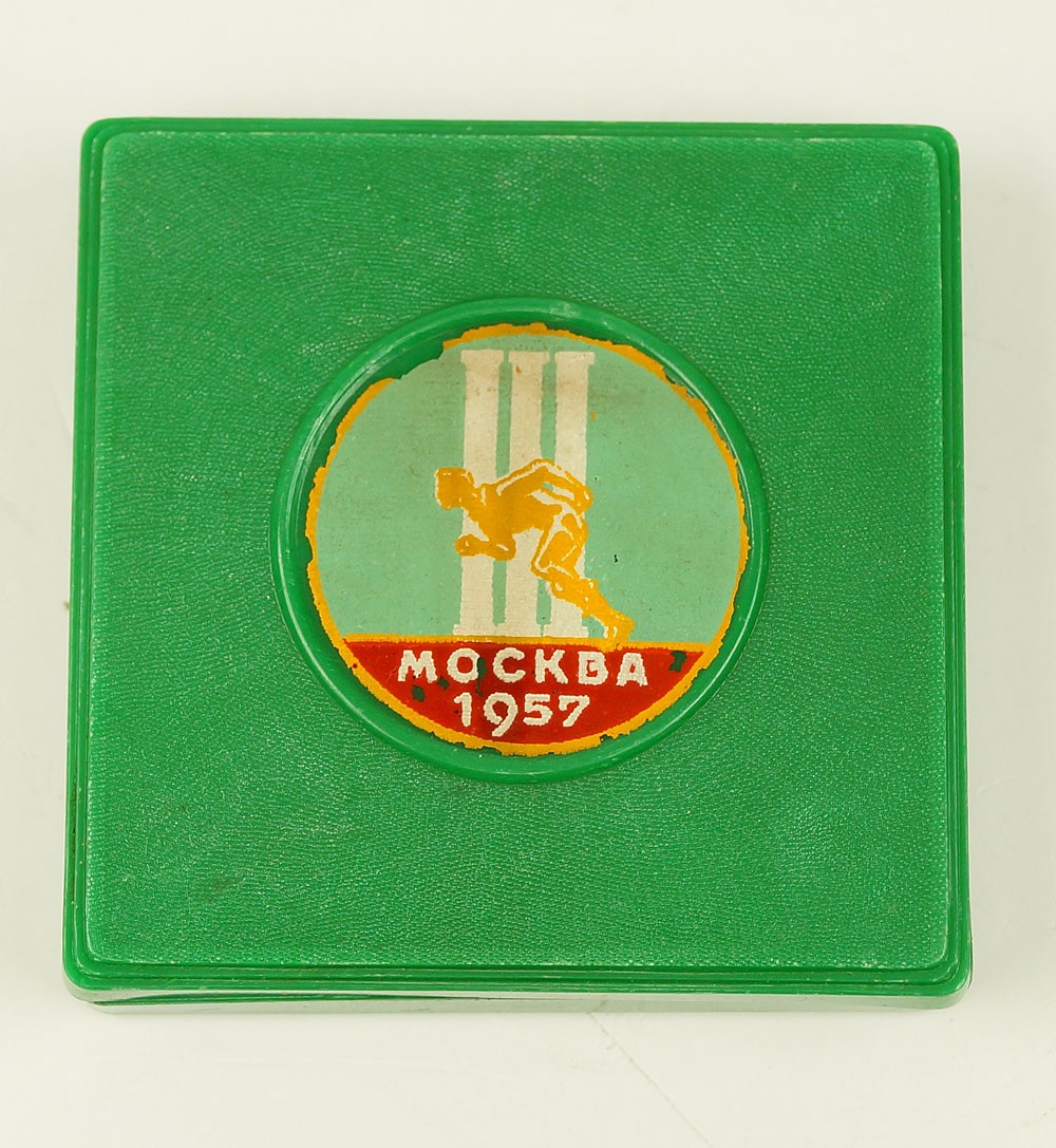 Abzeichen zu III. Internationale Sportspiele 1957 in Moskau (Museum Weißenfels CC BY-NC-SA)