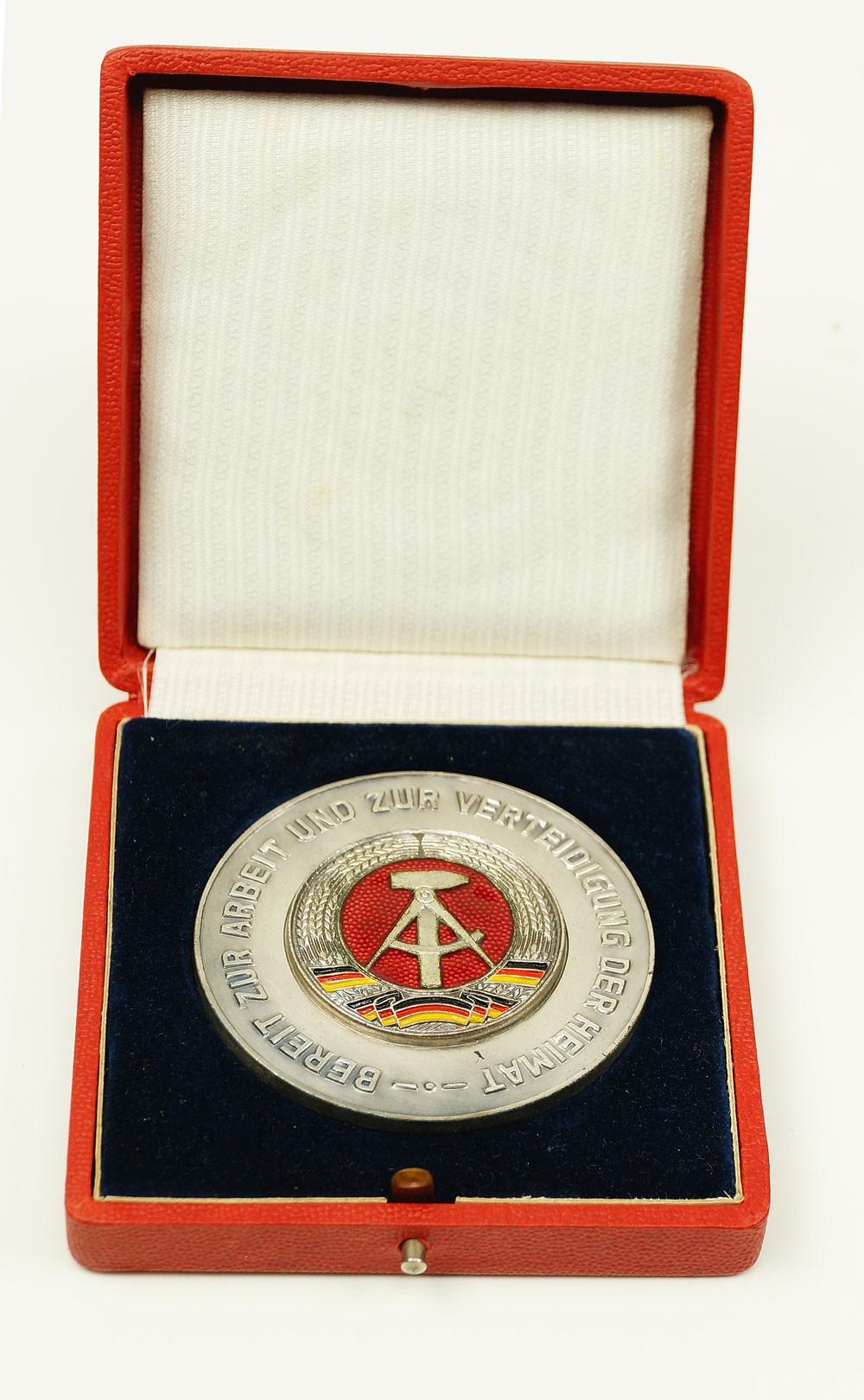 Medaille der Deutschen Leichtathletikmeisterschaften 1960 (Museum Weißenfels CC BY-NC-SA)