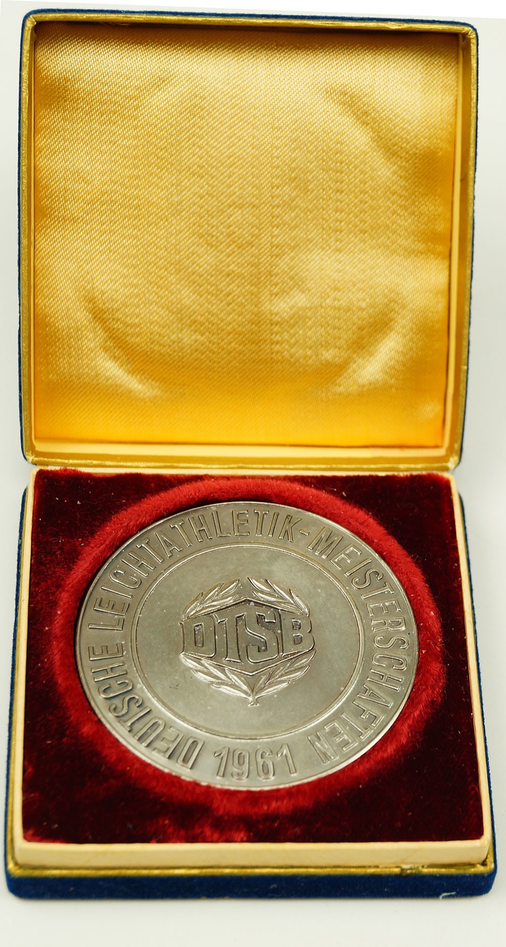 Medaille der Deutschen Leichtathletikmeisterschaften 1961 (Museum Weißenfels CC BY-NC-SA)