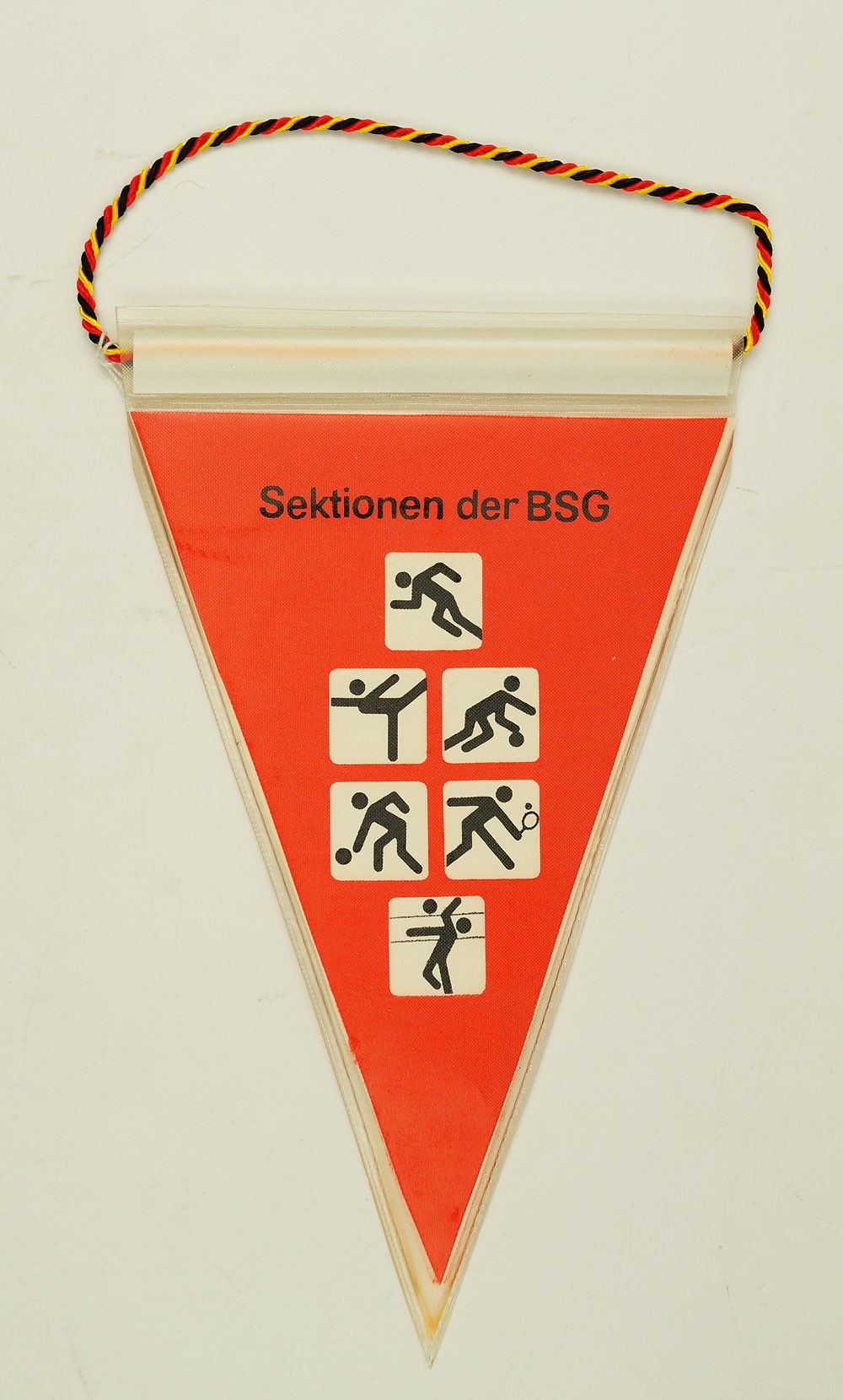 Wimpel "30 Jahre BSG Einheit Weissenfels 1952-1982" (Museum Weißenfels CC BY-NC-SA)