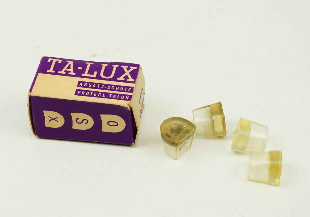"TA-LUX" - Absatzschutzkappen in Originalschachtel (Museum Weißenfels CC BY-NC-SA)