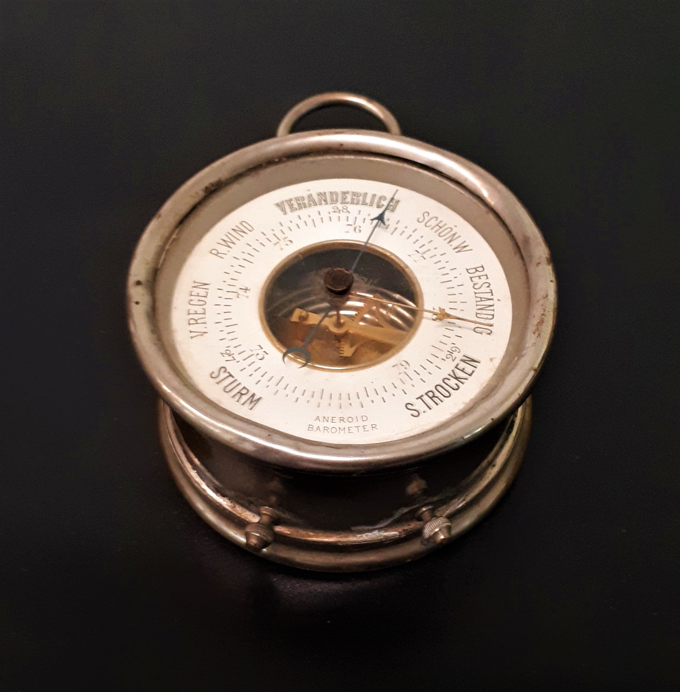Aneroid-Barometer (Spengler-Museum CC BY-NC-SA)