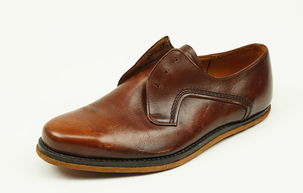 Anschauungsmodell Schuhbau: Herrenschnürschuh, Größe 40 (linker Schuh) (Museum Weißenfels CC BY-NC-SA)