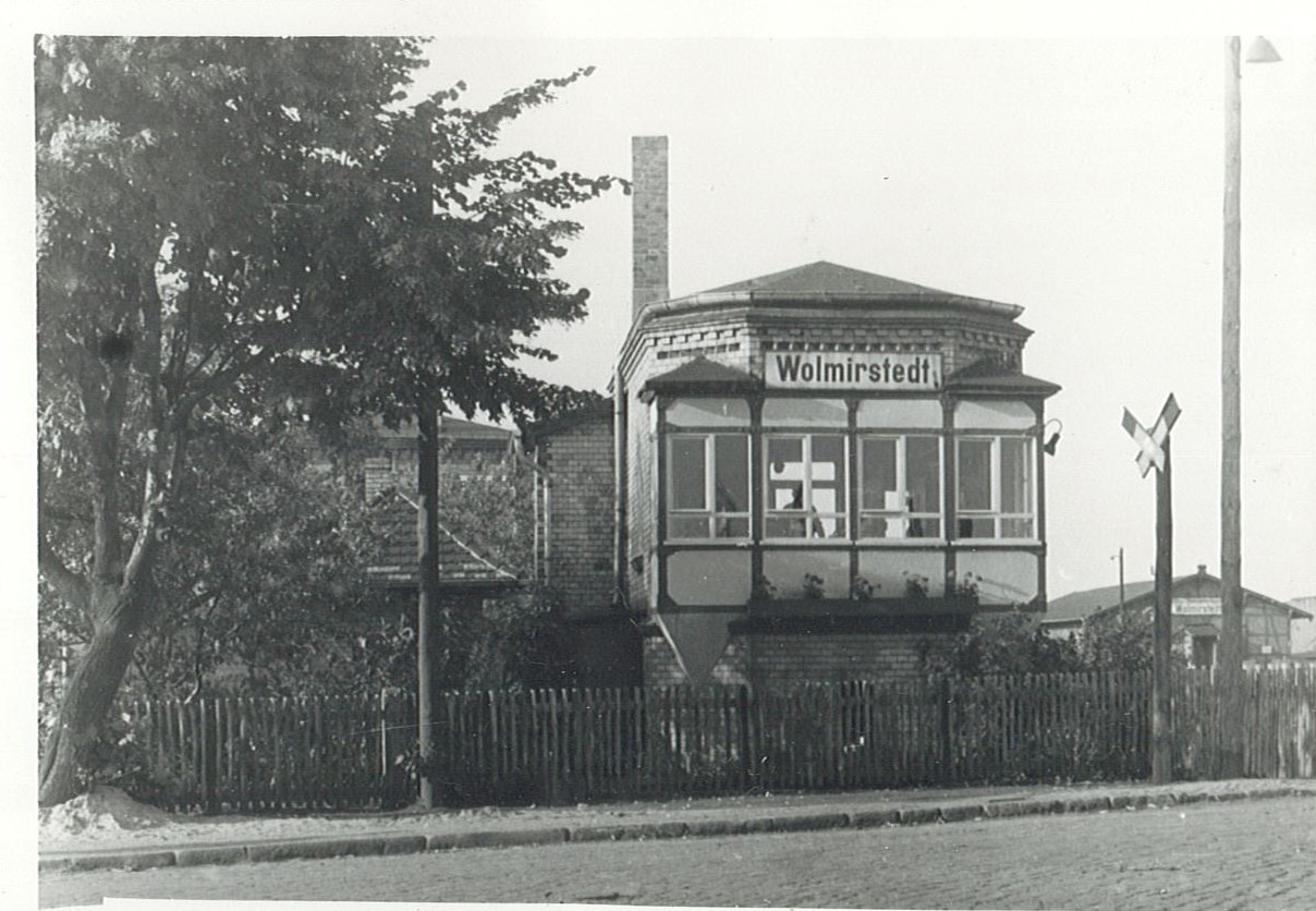 Blick auf Bahnwärterhaus, Bahnhof Wolmirstedt (Museum Wolmirstedt RR-F)