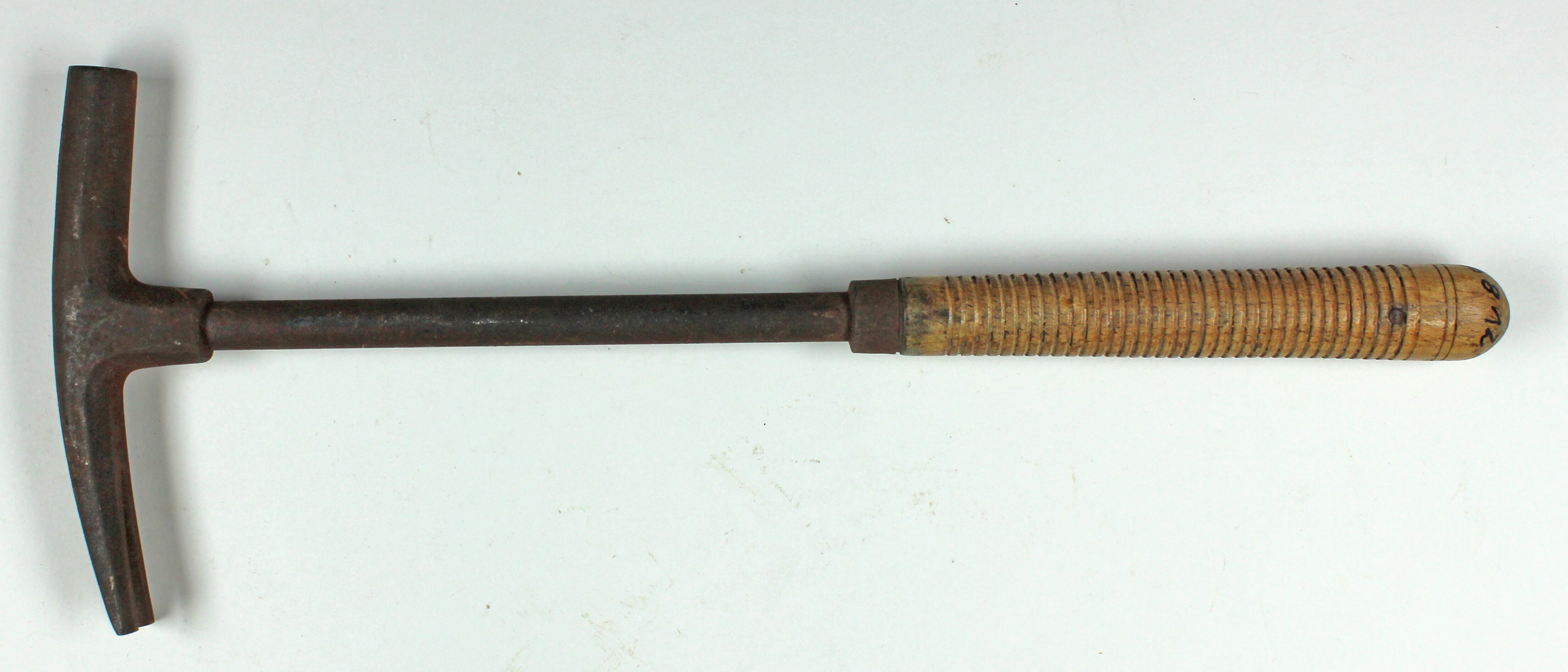 Hammer mit Nagelkralle (Museum Wolmirstedt RR-F)