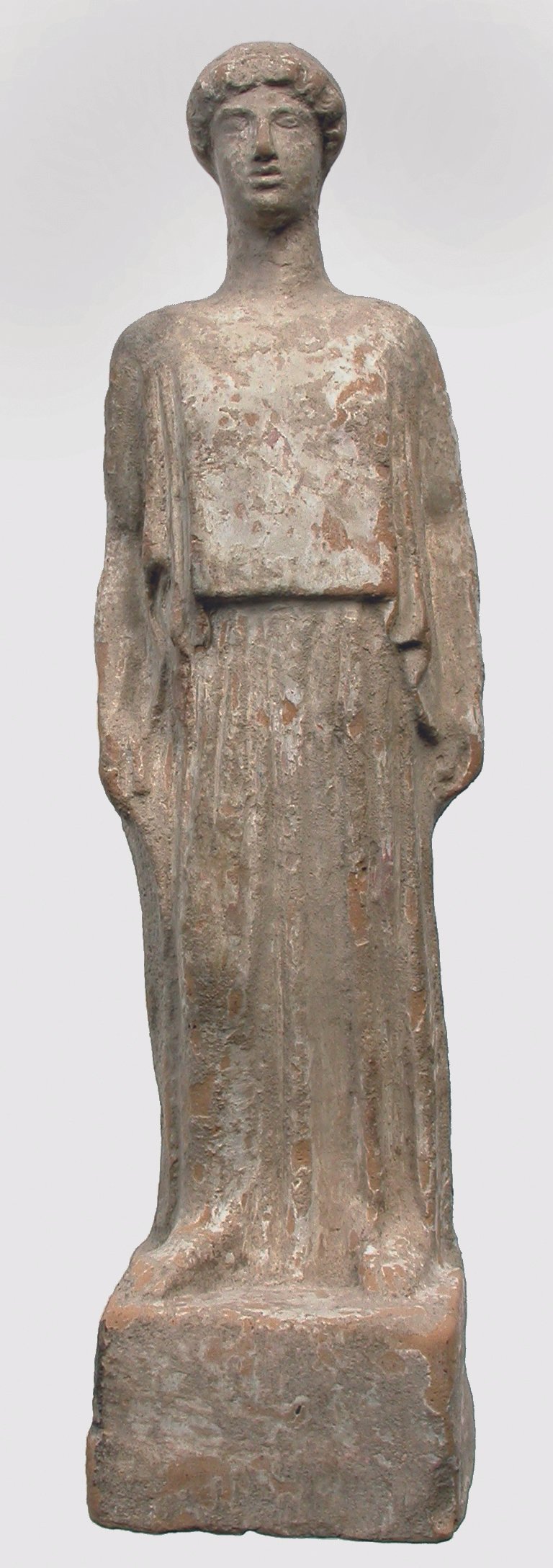 Stehende, mit einem Peplos bekleidete Frau (Winckelmann-Museum Stendal CC BY-NC-SA)