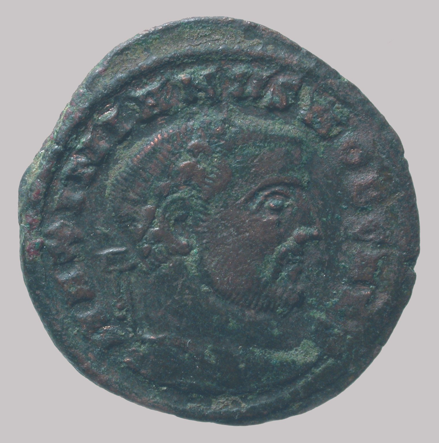 Follis, VS: Kopf des Diocletian; RS: Moneta mit Waage mit Füllhorn (Winckelmann-Museum Stendal CC BY-NC-SA)