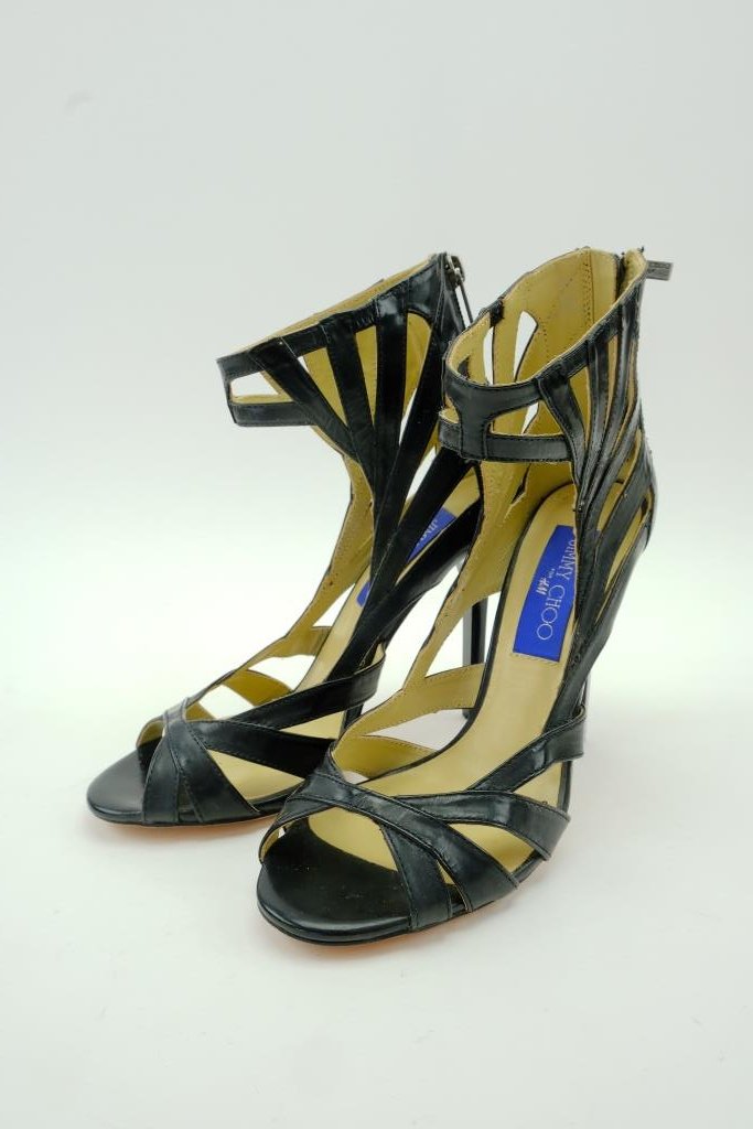 Cut-Out-Sandaletten, Jimmy Choo for H & M (Museum Weißenfels CC BY-NC-SA)