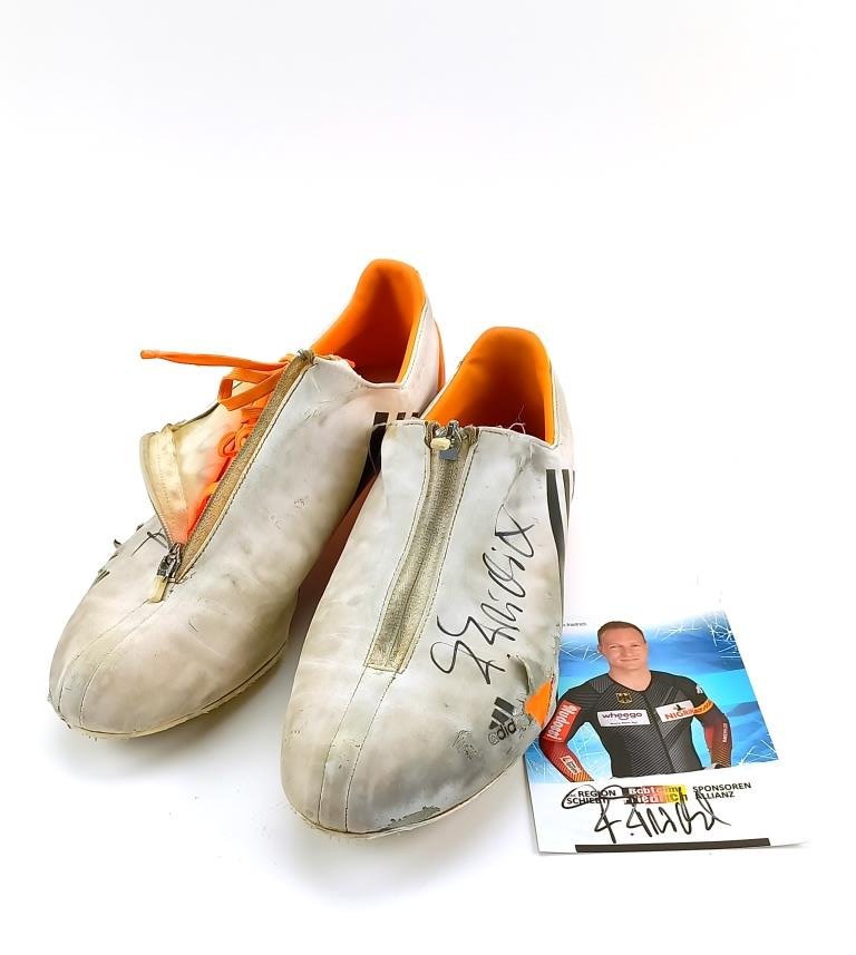 Bob-Schuhe, Adidas, getragen von Francesco Friedrich (Museum Weißenfels - Schloss Neu-Augustusburg CC BY-NC-SA)