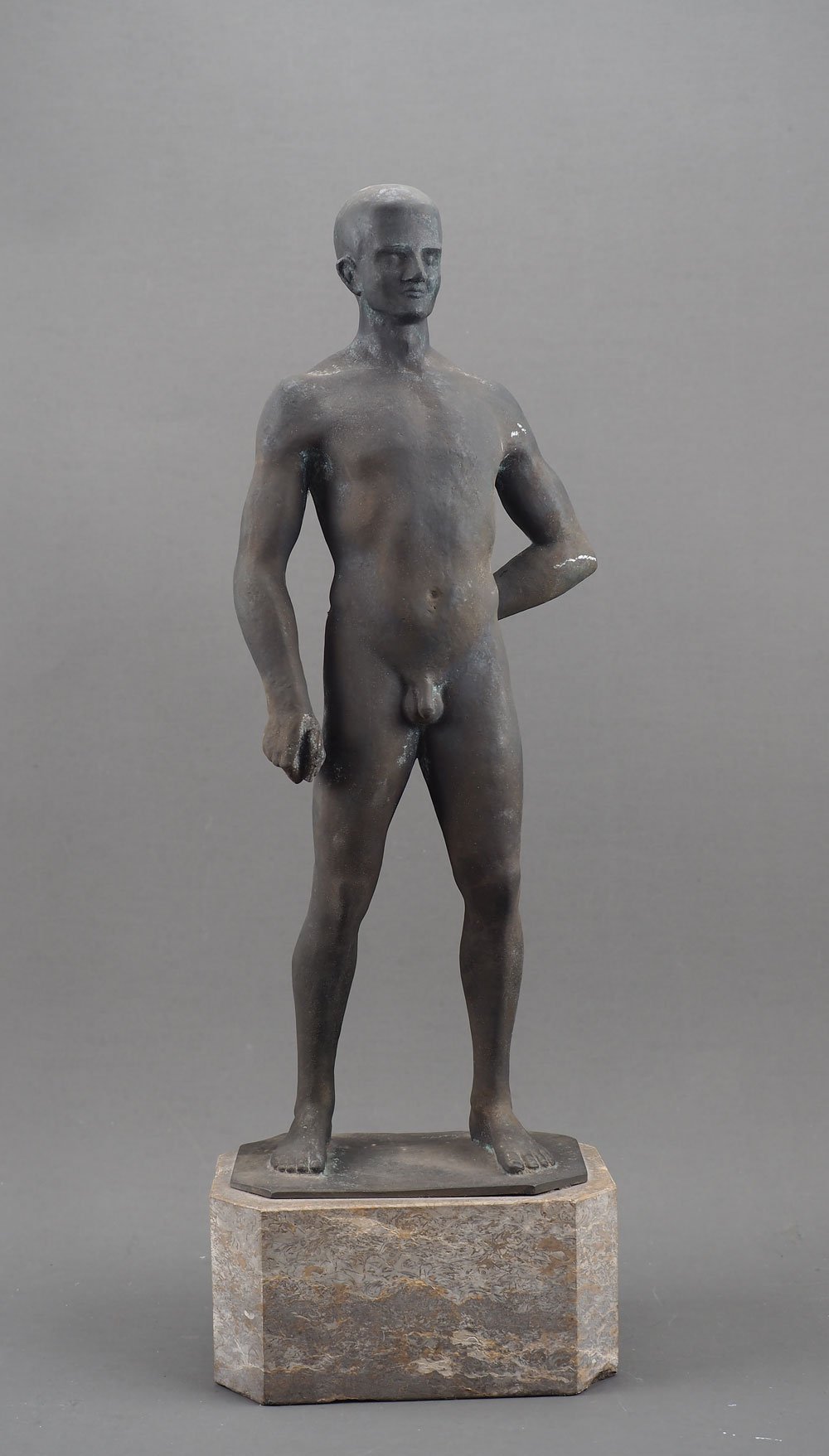 Skulptur Stehender Mann, von Kurt Pötzsch (Museum Weißenfels - Schloss Neu-Augustusburg CC BY-NC-SA)