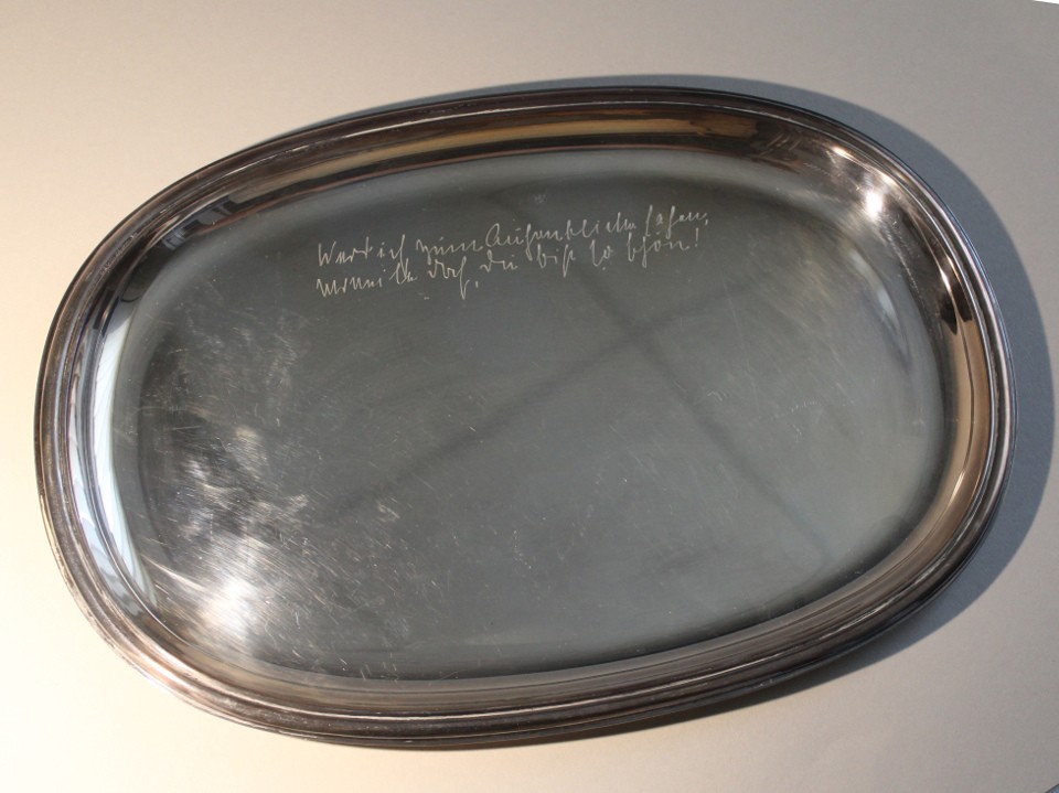 Große ovale Schale mit Gravur (Prignitz-Museum CC BY-NC-SA)