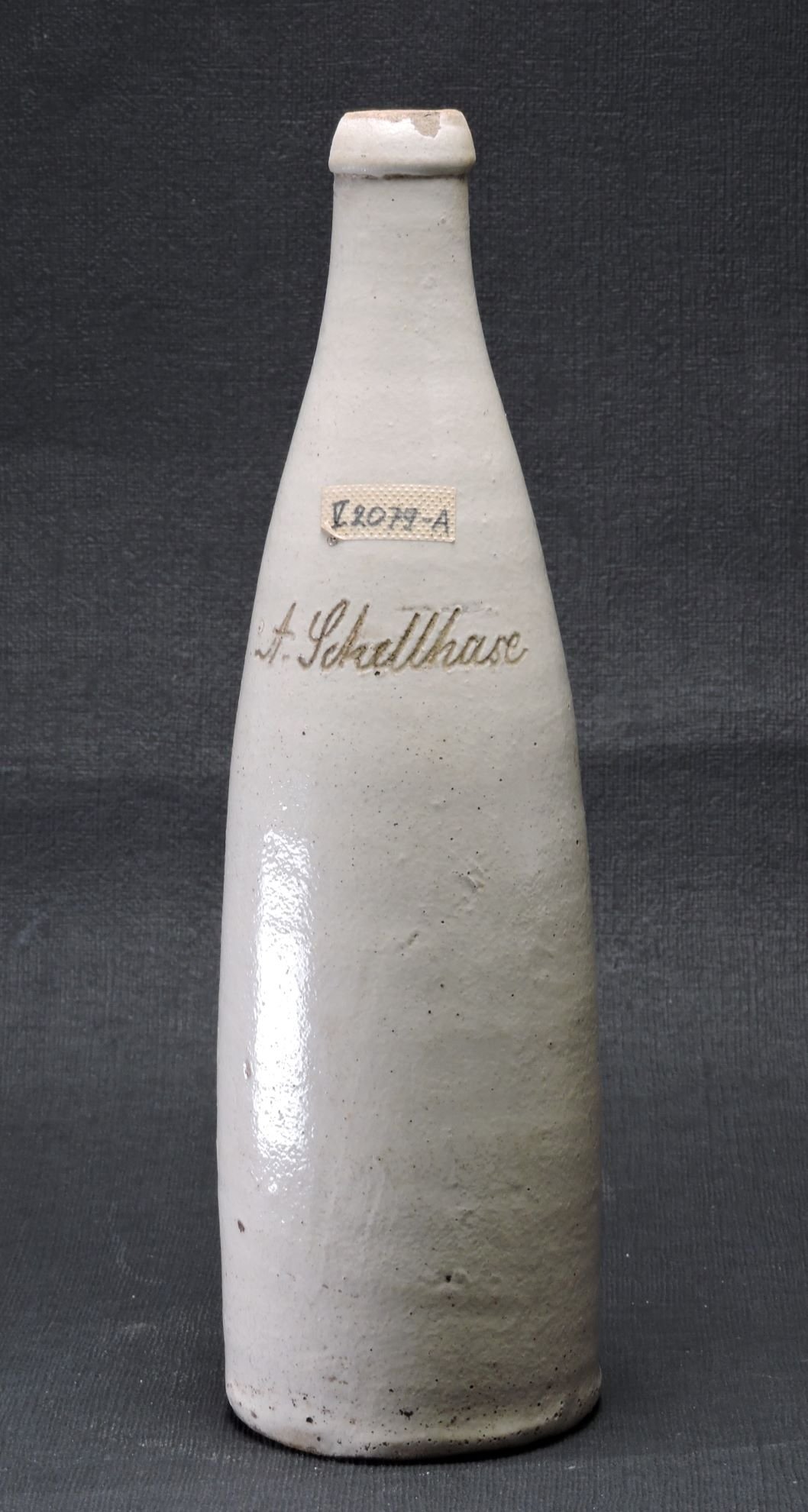 Steinzeugflasche (Kreismuseum Jerichower Land, Genthin CC BY-NC-SA)