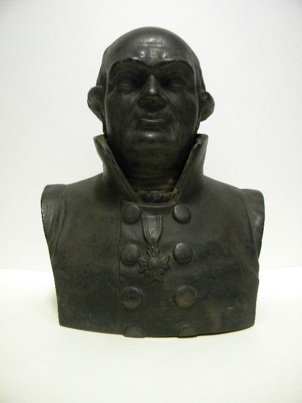 Büste eines Mannes, mit Orden dargestellt (Schloß Wernigerode GmbH RR-F)