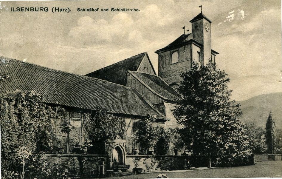 Postkarte: s/w Schloßhof u. Schloßkirche Ilsenburg (Schloß Wernigerode GmbH RR-F)