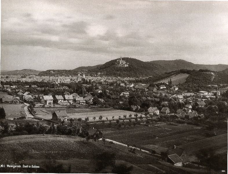 Fotographie: No.1 Wernigerode Stadt & Schloß 1891 (Schloß Wernigerode GmbH RR-F)