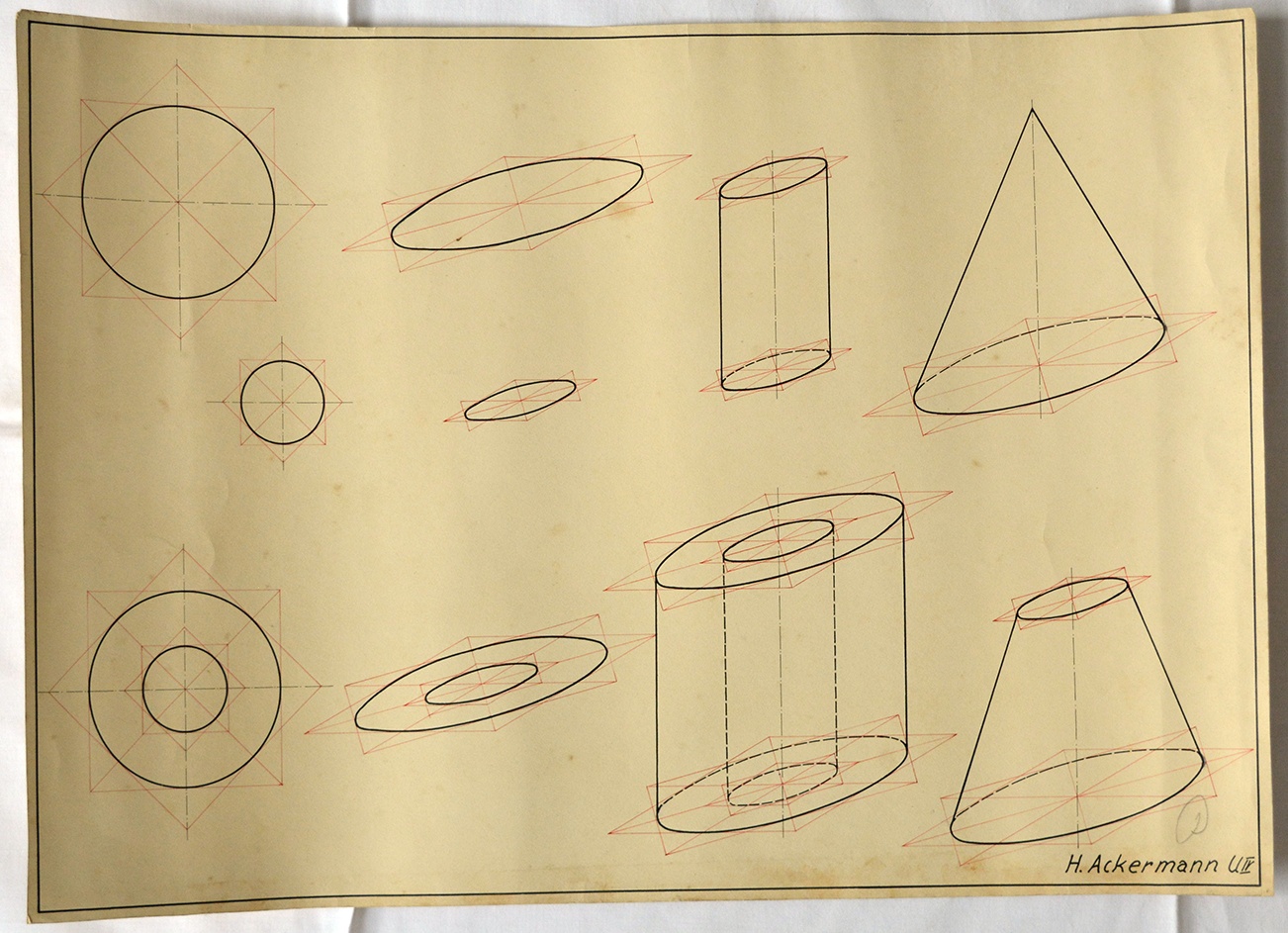 Geometrische Zeichnungen. (Mansfeld-Museum im Humboldt-Schloss CC BY-NC-SA)