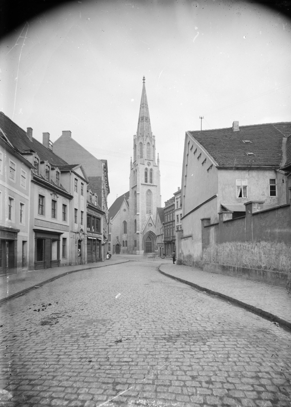 Merseburg, Entenplan - Blick zur Stadtkirche St. Maximi (Kulturhistorisches Museum Schloss Merseburg CC BY-NC-SA)