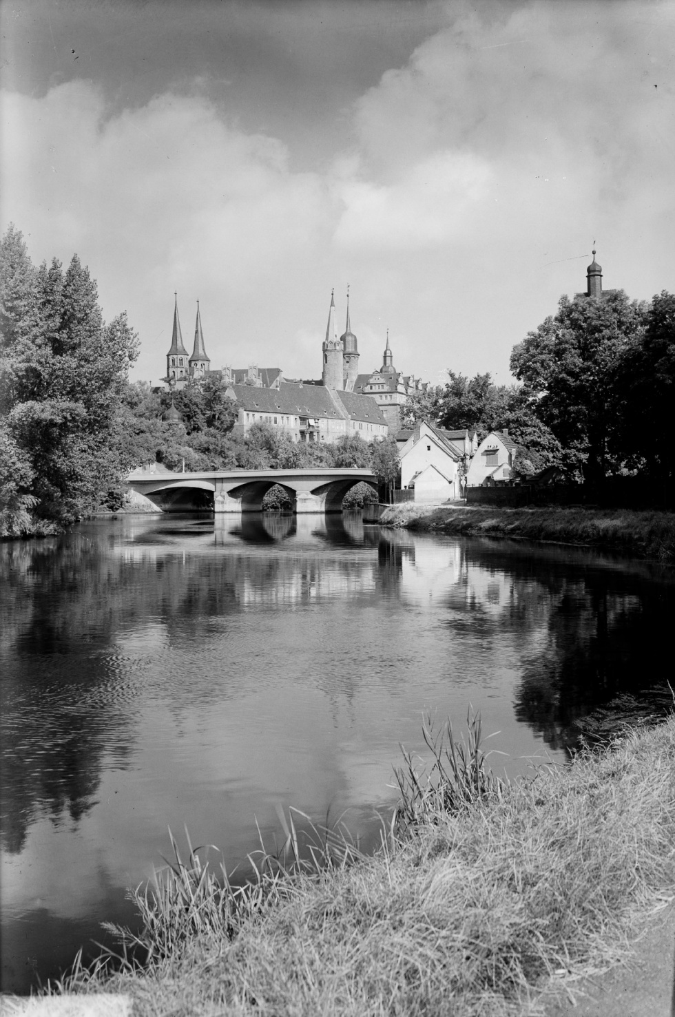 Merseburg, Saalebrücke am Neumarkt mit Schloss und Dom (Kulturhistorisches Museum Schloss Merseburg CC BY-NC-SA)