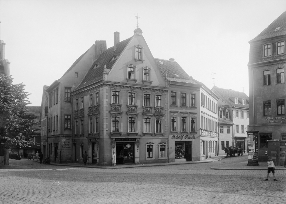 Merseburg, Marktplatz - Westseite (Kulturhistorisches Museum Schloss Merseburg CC BY-NC-SA)