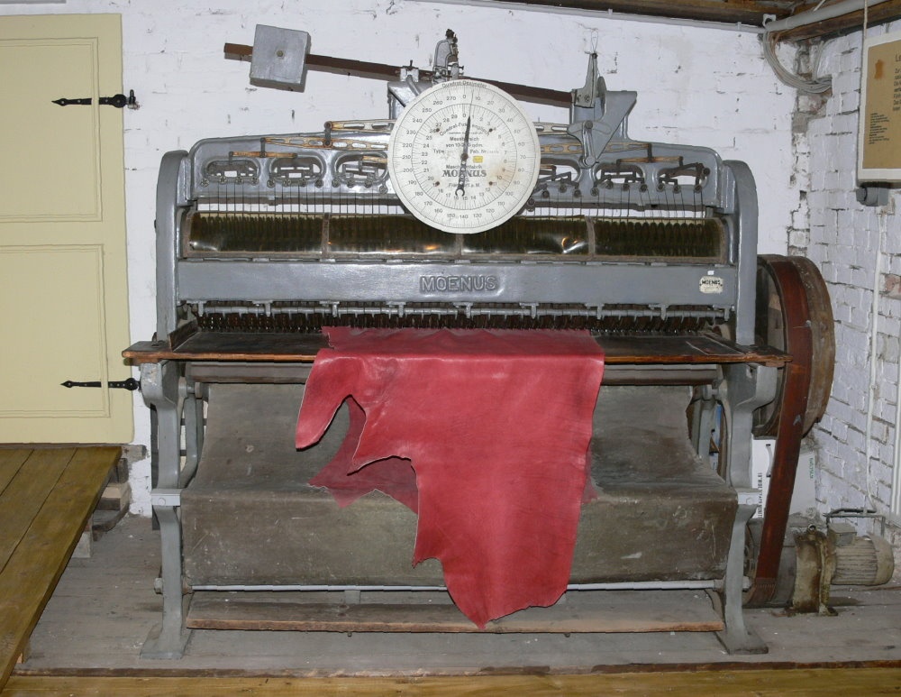 Lederflächenmeßmaschine (Museumsverband Sachsen-Anhalt CC BY-NC-SA)