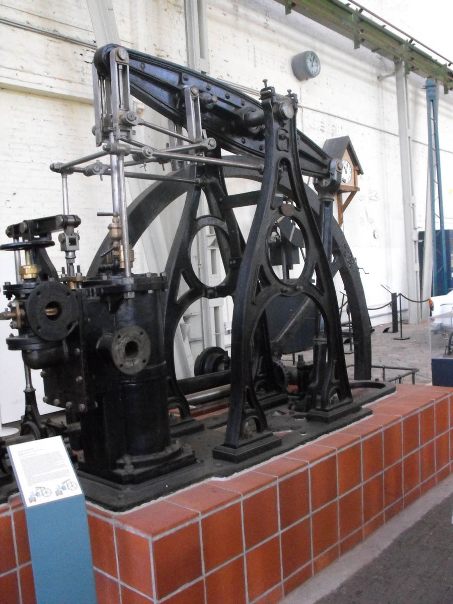 Balancier-Dampfmaschine (Technikmuseum Magdeburg CC BY-NC-SA)
