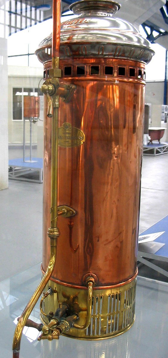 Junkers Gas-Badeofen Marke „Samson“ (Technikmuseum  CC BY-NC-SA)