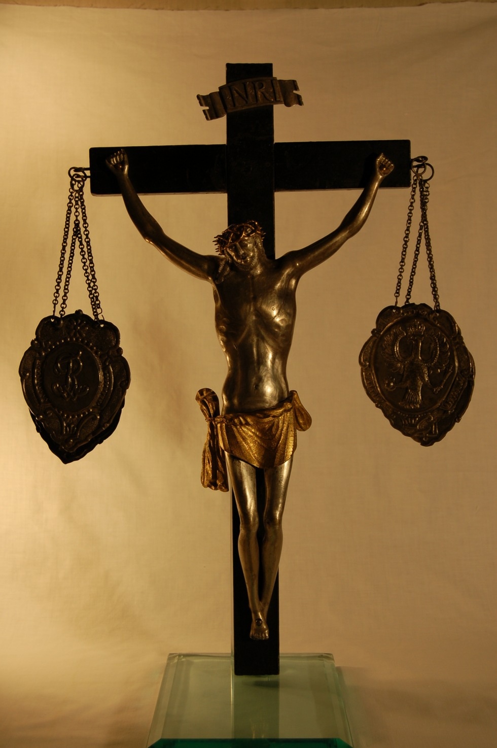 Kruzifix der Mansfelder Knappschaft (Regionalgeschichtliche Sammlungen der Lutherstadt Eisleben CC BY-NC-SA)